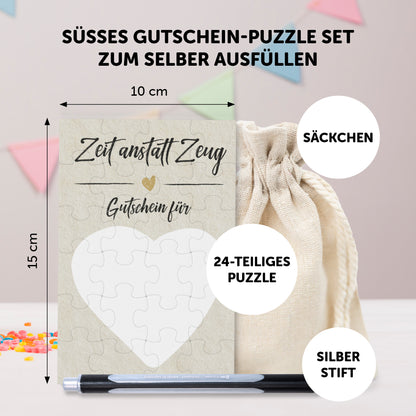 Gutschein Puzzle Set Zeit anstatt Zeug, 24-teilig mit Säckchen und Stift, ideal für gemeinsame Erlebnisse.