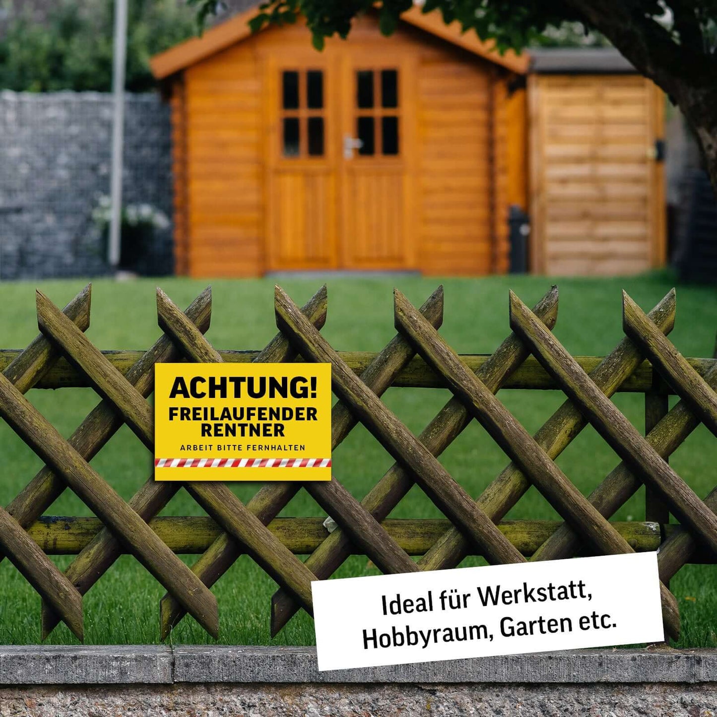 Achtung Freilaufender Rentner sign on a wooden fence, ideal for workshop, hobby room, and garden decoration.